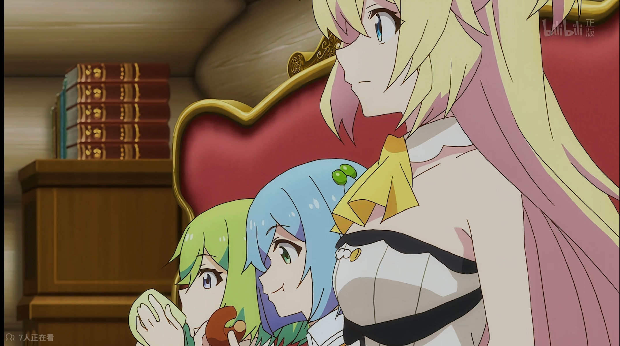 亚梓莎在高原的家庭院与女儿们喝茶